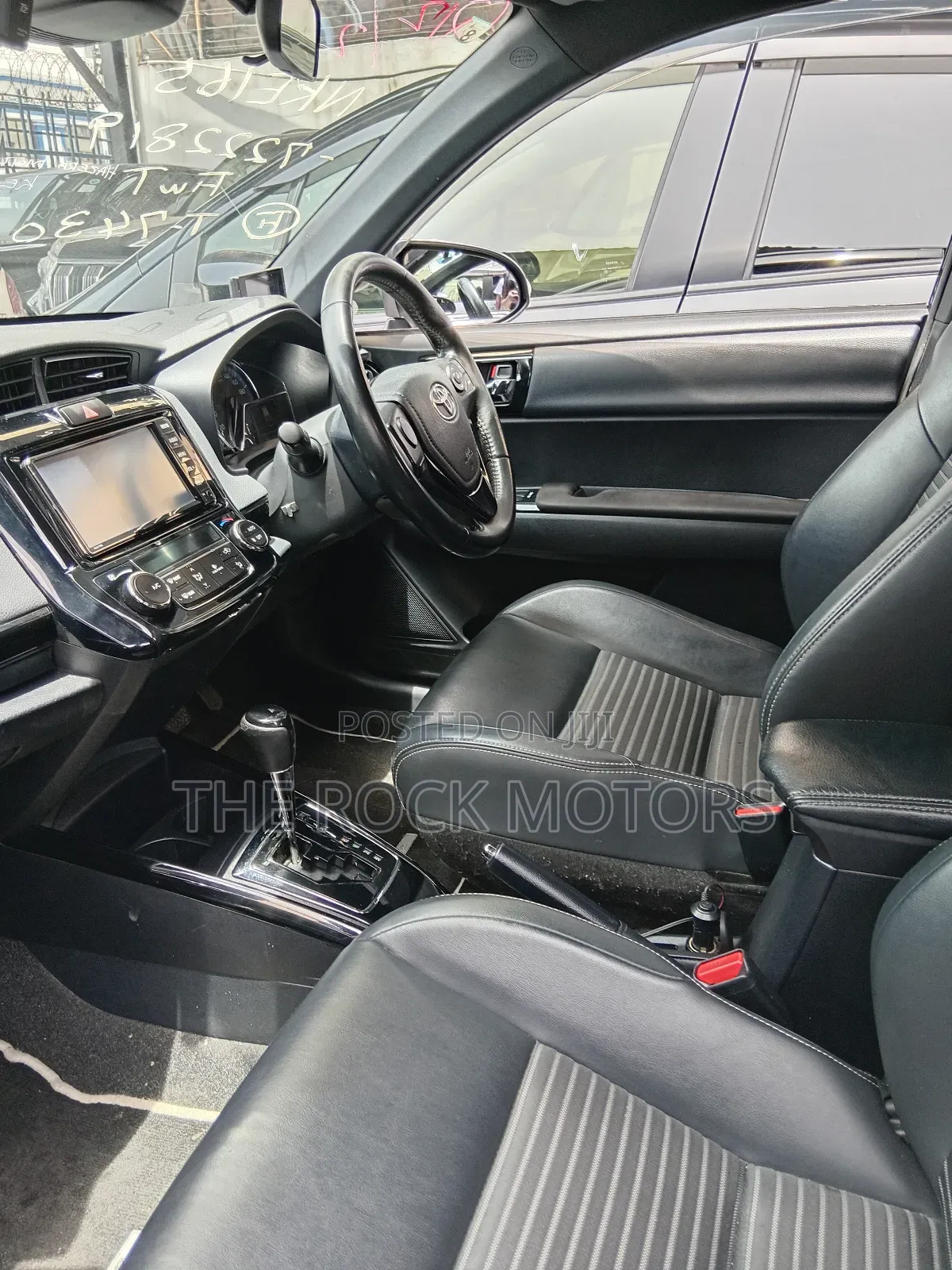 Toyota Corolla Fielder 2019 Blue