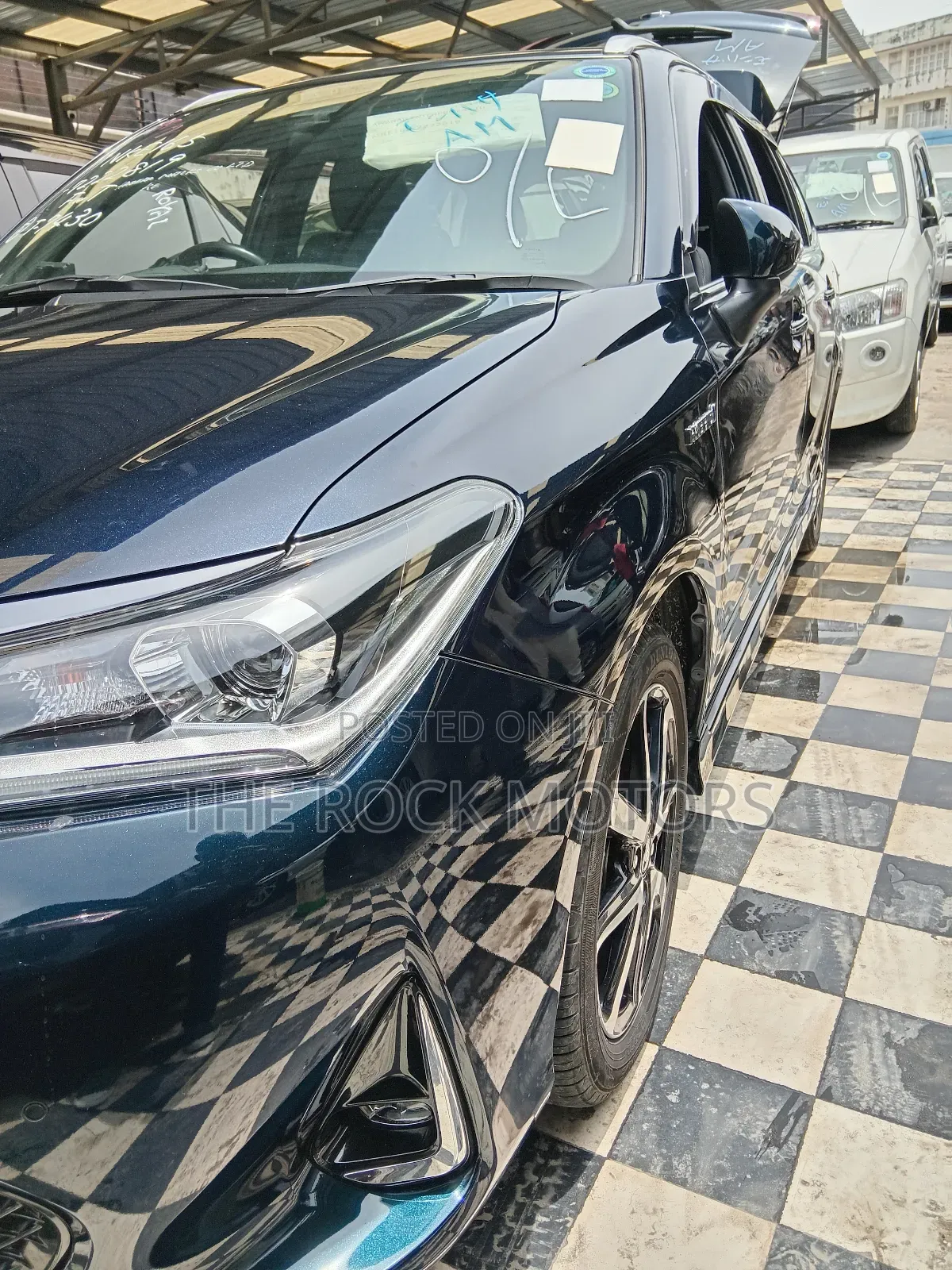 Toyota Corolla Fielder 2019 Blue