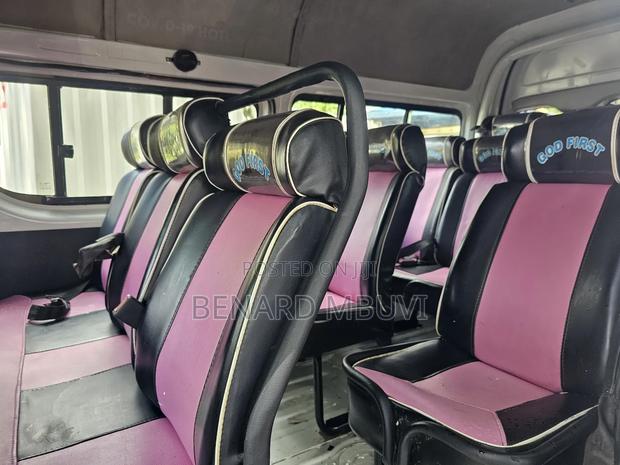 Toyota HiAce 2014 White - thumbnail 2
