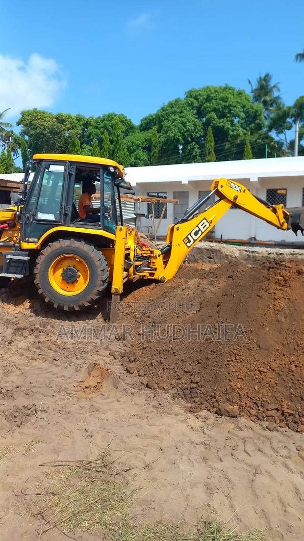 JCB Backhoe - thumbnail 3