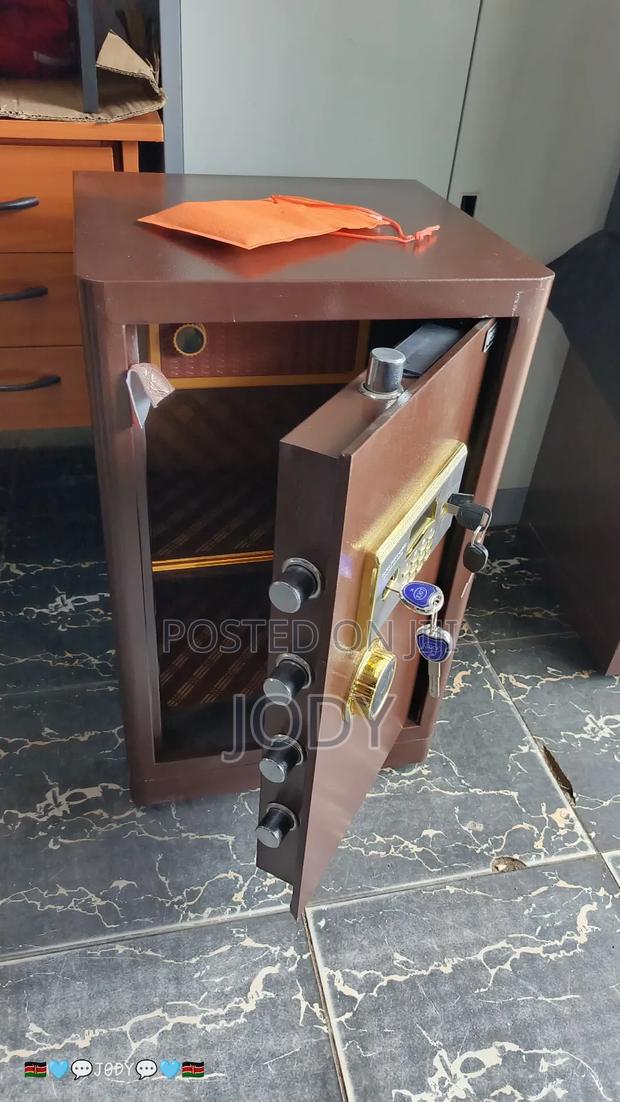 Digital Security Safe Box - thumbnail 2