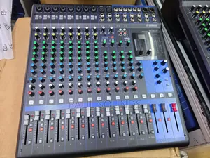 Professional 16-Channel Audio Mixer With Effects (Mg16xu Style)
