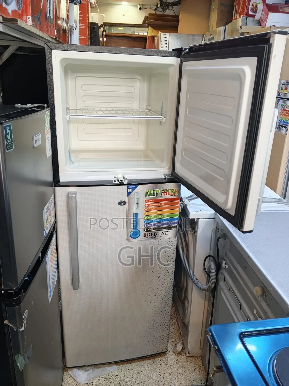 220 Litres Refrigerator
