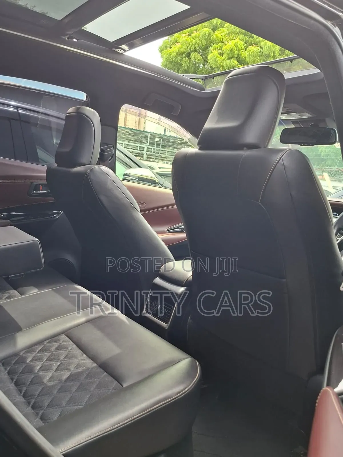 Toyota Harrier 2.0 2019 Black
