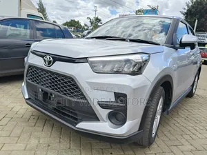 Toyota Raize 1.0 AWD 2019 Silver