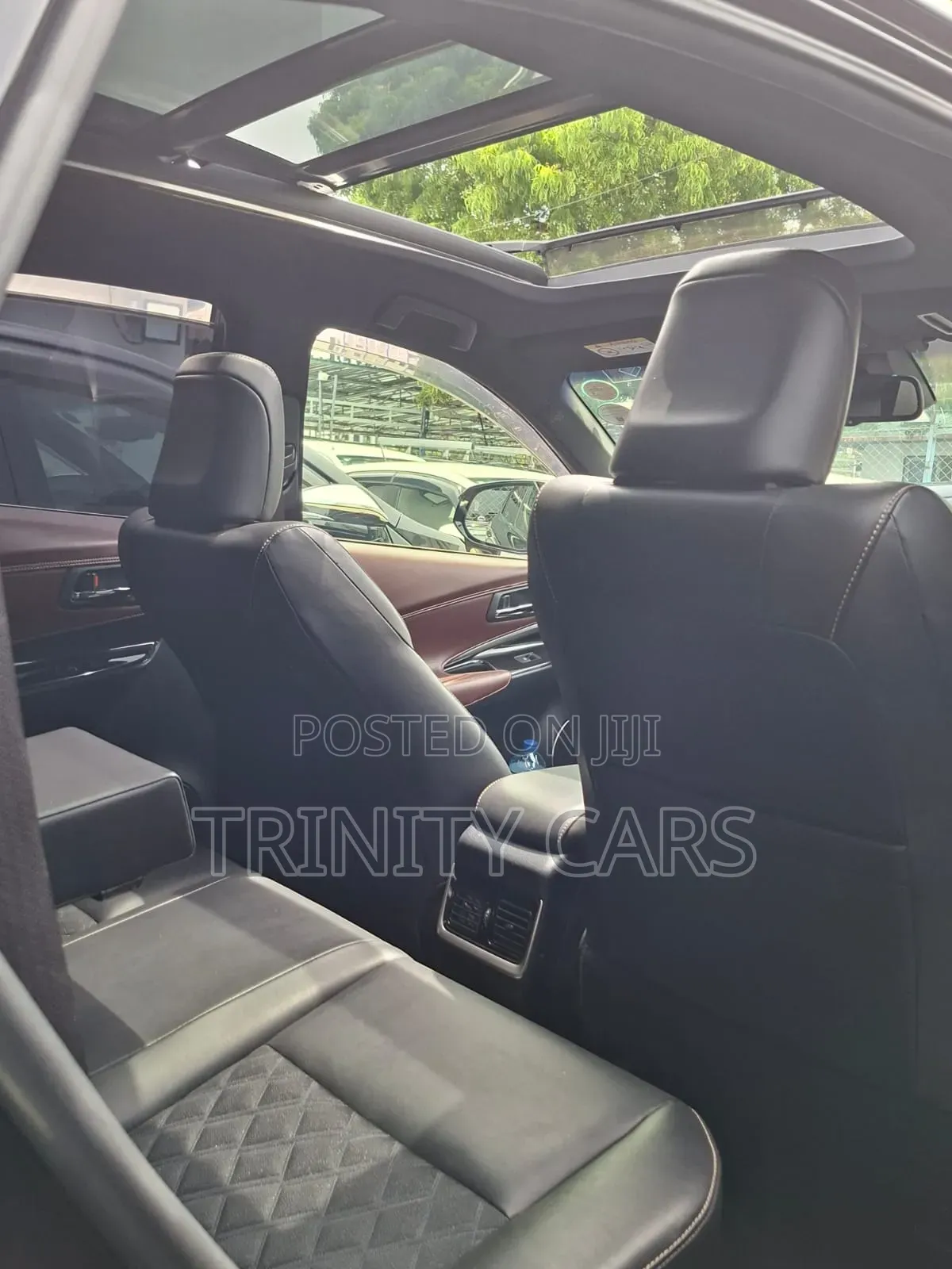 Toyota Harrier 2.0 2019 Black