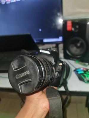 Cannon 200d With Memory Card and Charger - thumbnail 2
