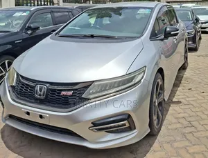 Honda Jade 1.5 Hybrid 2019 Silver