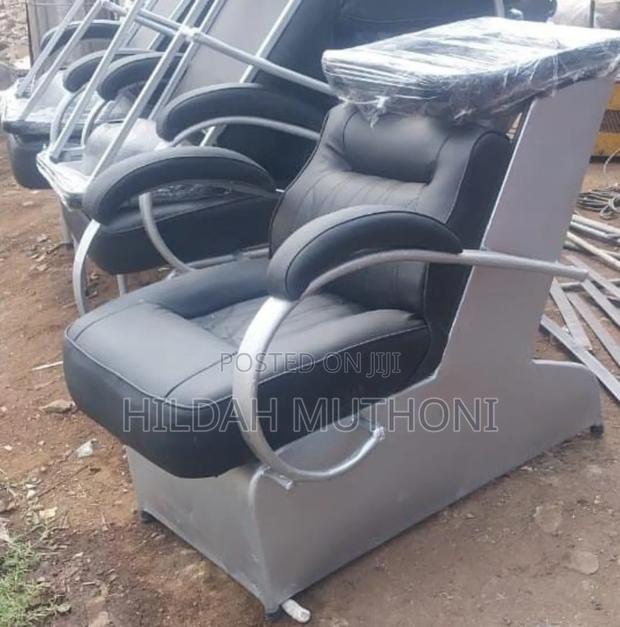 Modern Executive Barber Chair With Sink - main view
