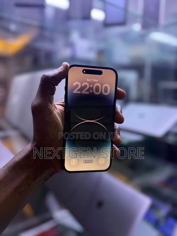 Apple iPhone 14 Pro 256 GB Black - thumbnail 3