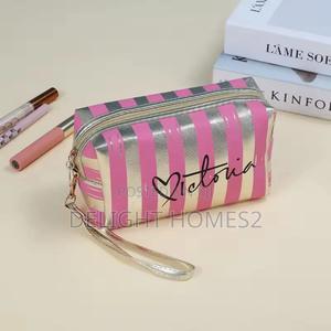 Portable Ladies Storage Organizer_re - thumbnail 2