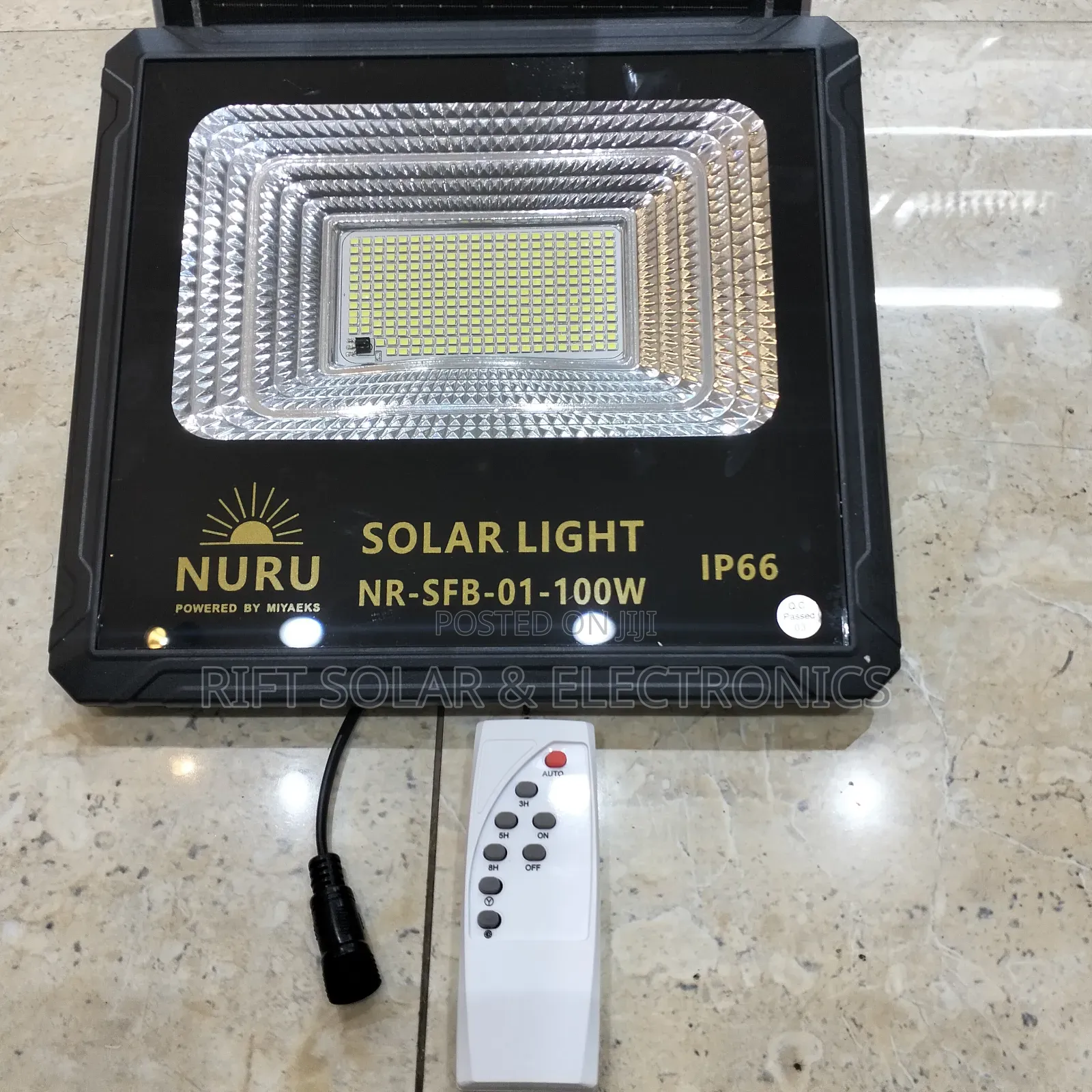 New 100 Watts 12hrs Solar Floodlight Plus Solar Mounting Bracket