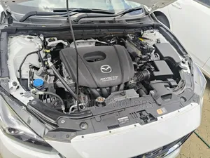 Mazda Axela 2018 White