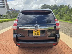 Toyota Land Cruiser Prado 2011 Black