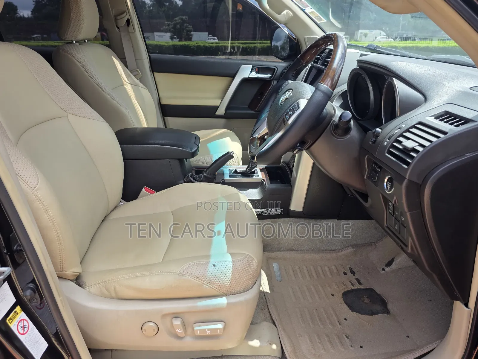 Toyota Land Cruiser Prado 2011 Black