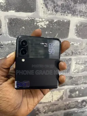 Samsung Galaxy Z Flip 3 128 GB Black