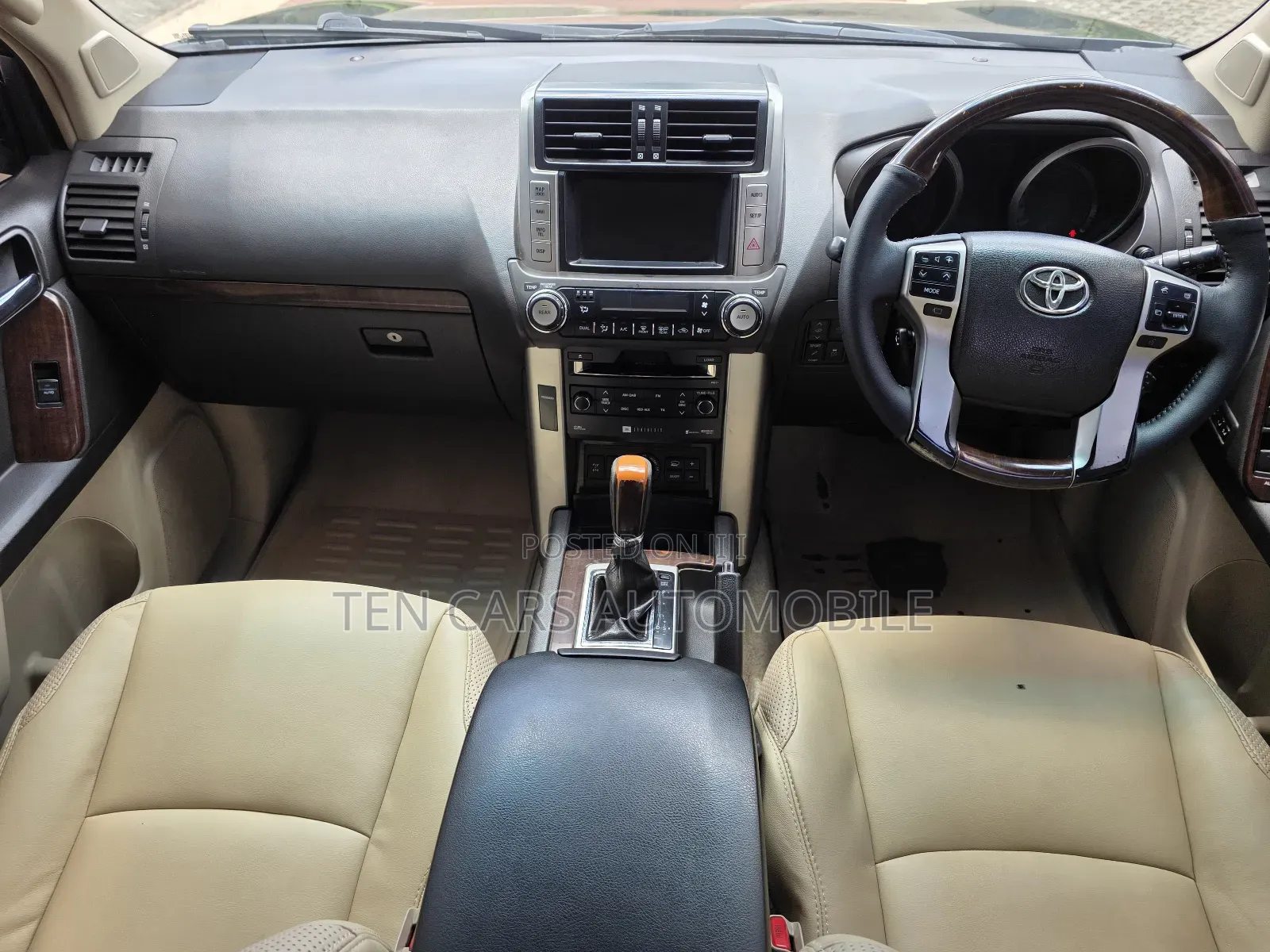 Toyota Land Cruiser Prado 2011 Black