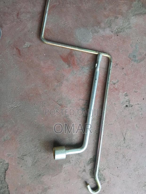 Genuine Toyota Air Compressors Jacks - thumbnail 7