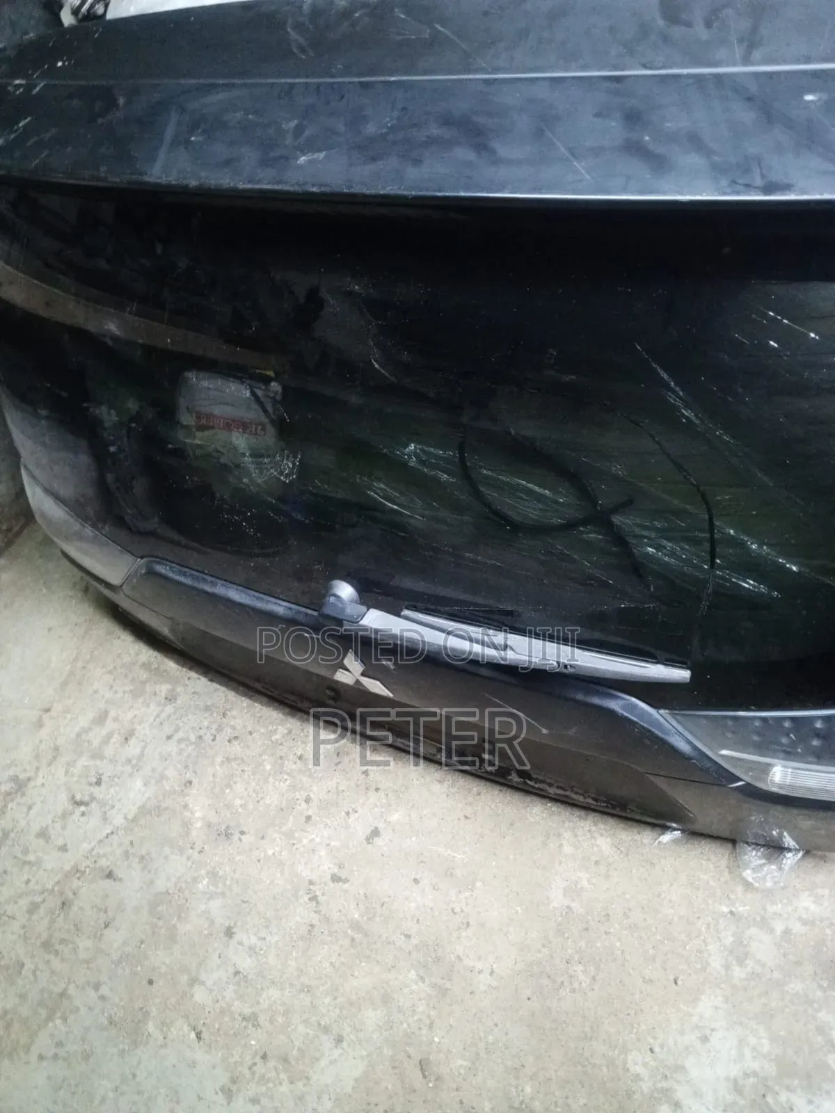 Mitsubishi Outlander Boot 2010