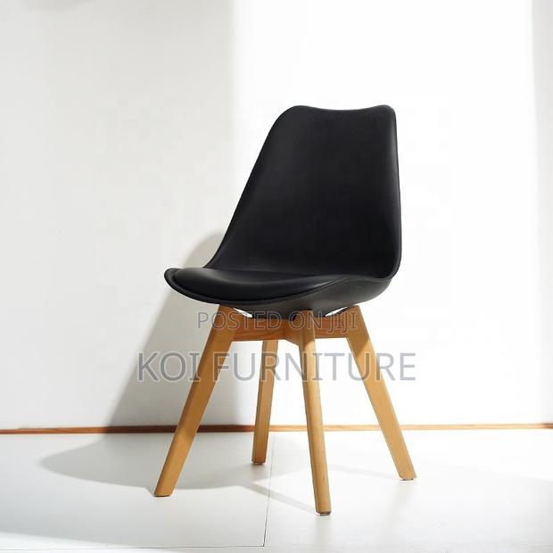 Dining Chairs; Plastic Eames Dining Chair With Cushion - thumbnail 3