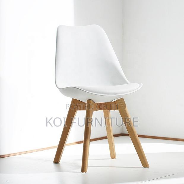 Dining Chairs; Plastic Eames Dining Chair With Cushion - thumbnail 6