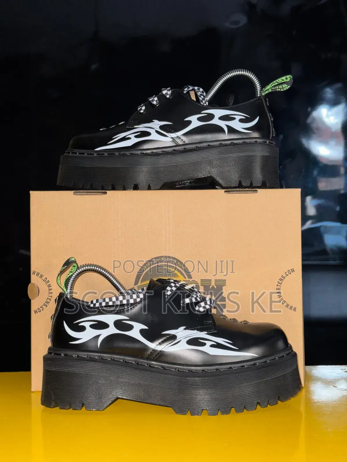 Dr. Martens 1461 Quad Retro
“ Tribal ”