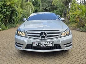 Mercedes-Benz C180 2012 Silver