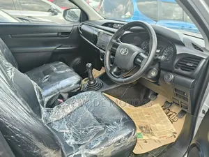 Toyota Hilux Revo Single Cab Deisel 2.4 RWD 2019 Silver