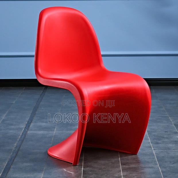 Home Chair ; Vitra Panton Eames Chair