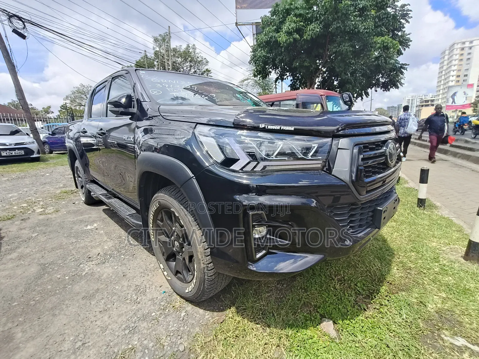 Toyota Hilux Revo Double Cab Deisel 2.4 AWD 2019 Black