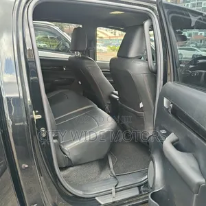 Toyota Hilux Revo Double Cab Deisel 2.4 AWD 2019 Black