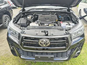 Toyota Hilux Revo Double Cab Deisel 2.4 AWD 2019 Black