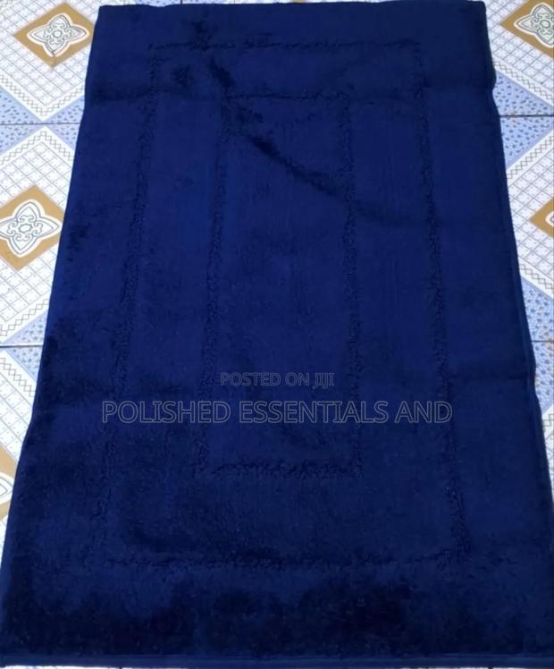 Flocking Mats Available - main view