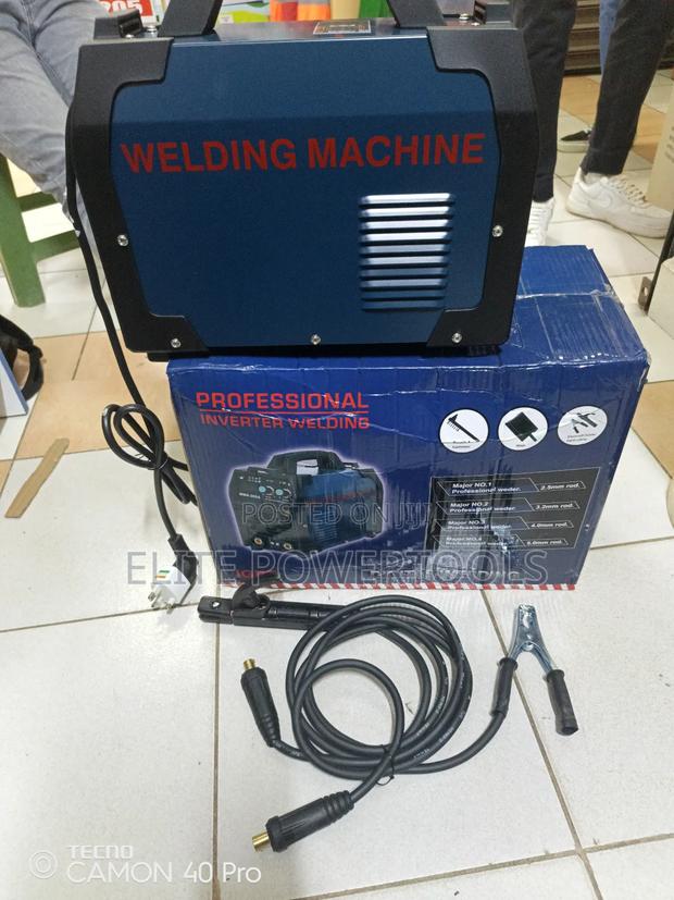 500amp Bosch Welding Machine - main view