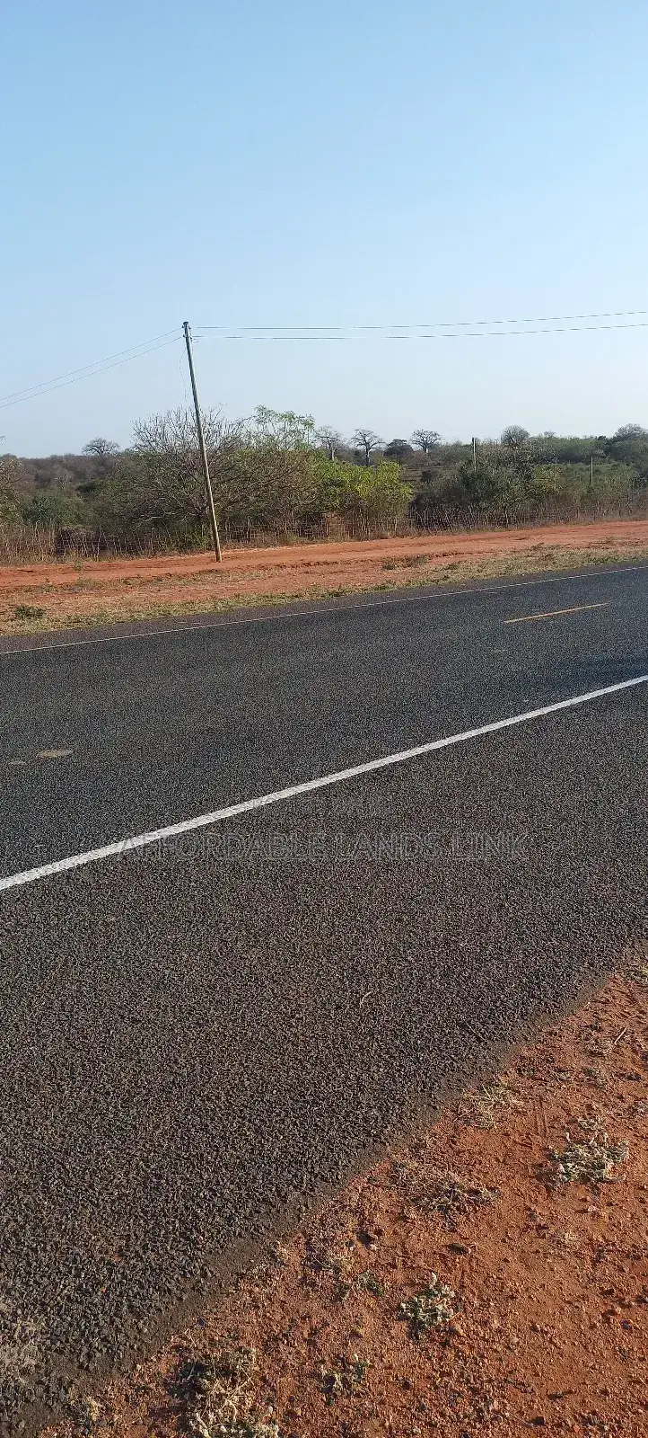 1acre Touching the Highway on Sale
