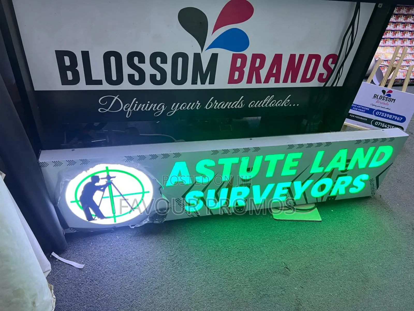 2d Lit Signage