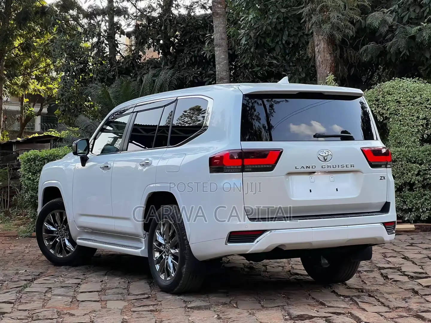 Toyota Land Cruiser 3.3 Diesel 4WD 2022 White