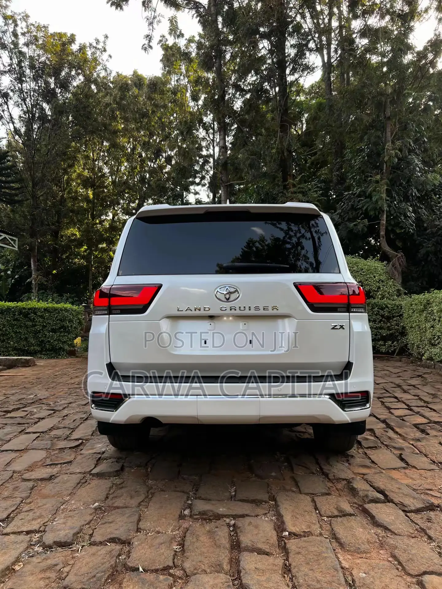 Toyota Land Cruiser 3.3 Diesel 4WD 2022 White