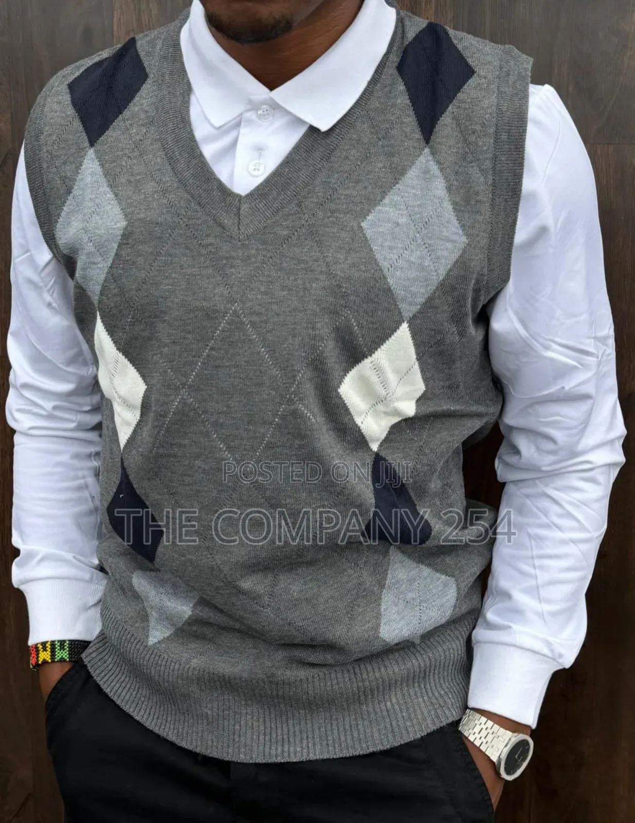 Quality Casual Checking Men Wind Braier v Neck Sweater