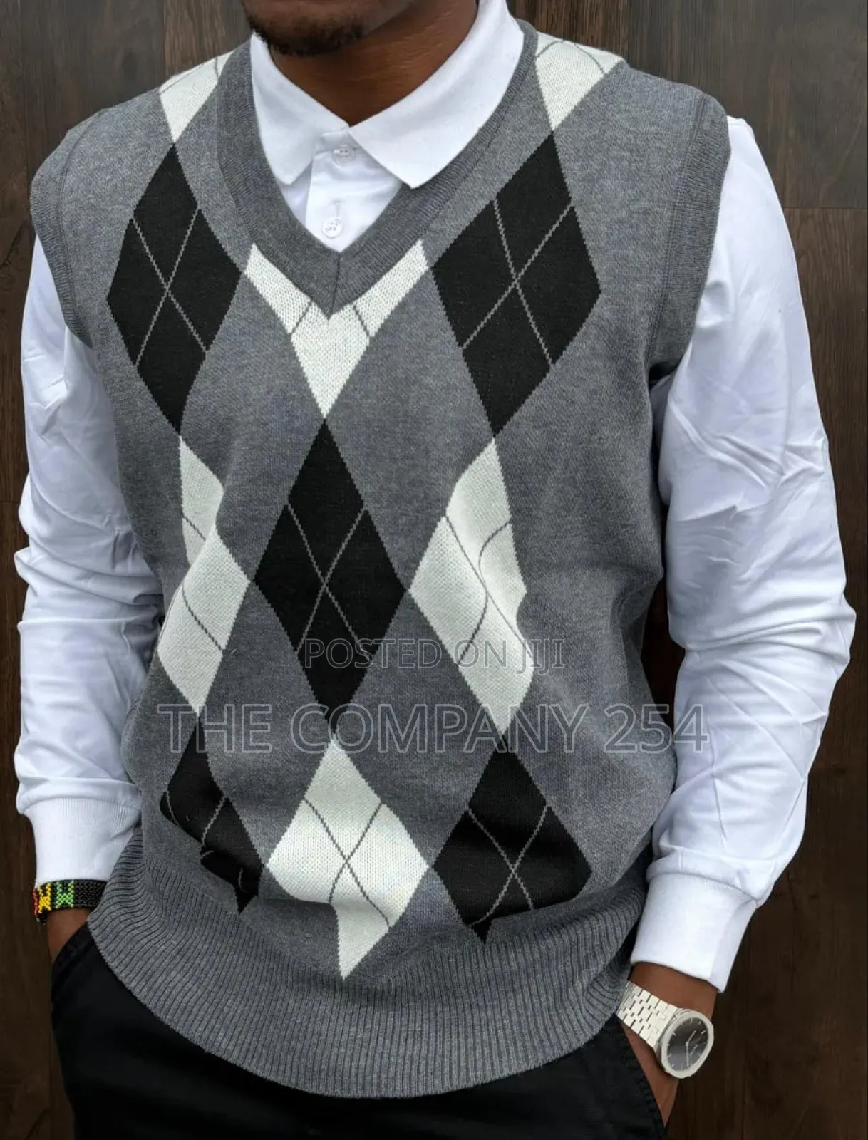 Quality Casual Checking Men Wind Braier v Neck Sweater
