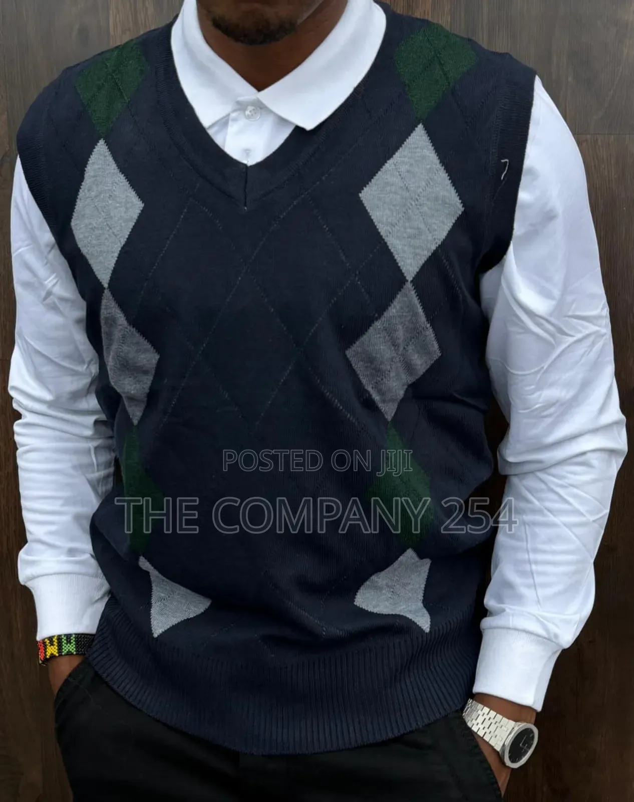 Quality Casual Checking Men Wind Braier v Neck Sweater