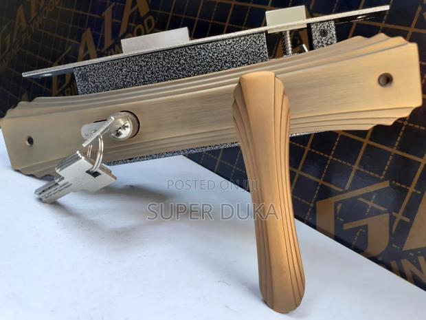 GJS Brushed Bronze Door Lock. - main view