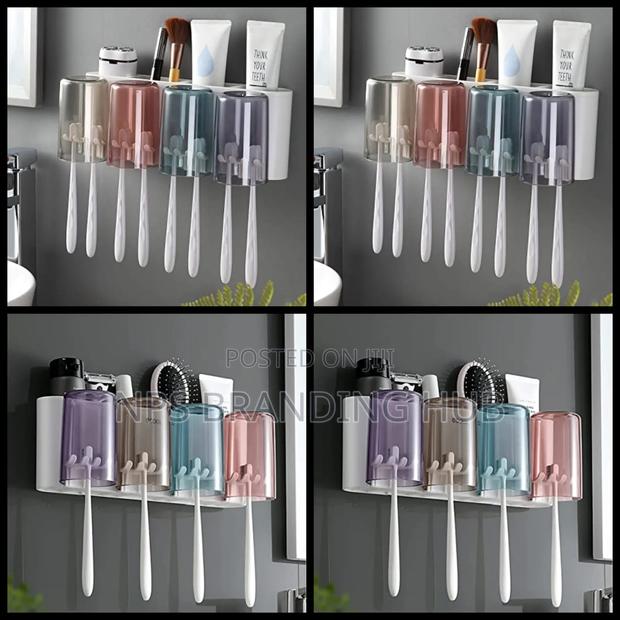 Cute Toothbrush Holder Set With 4 Clear Glasses Chu