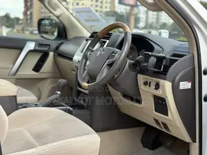 Toyota Land Cruiser Prado 2.7 2020 White