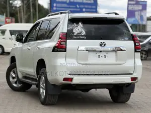 Toyota Land Cruiser Prado 2.7 2020 White
