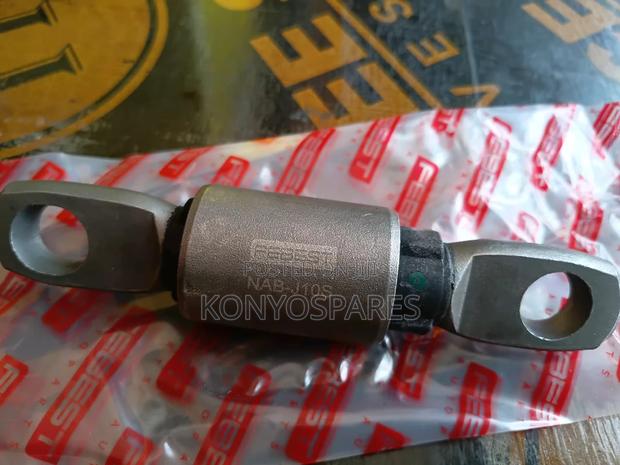 Control Arm Bush Small Nissan T32 - thumbnail 2