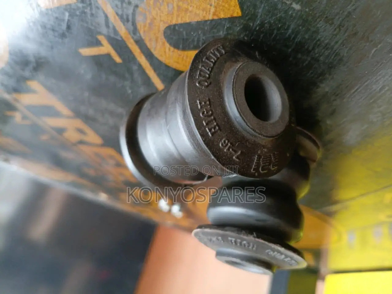 Front Control Arm Bushes Nissan Tiida (Small)