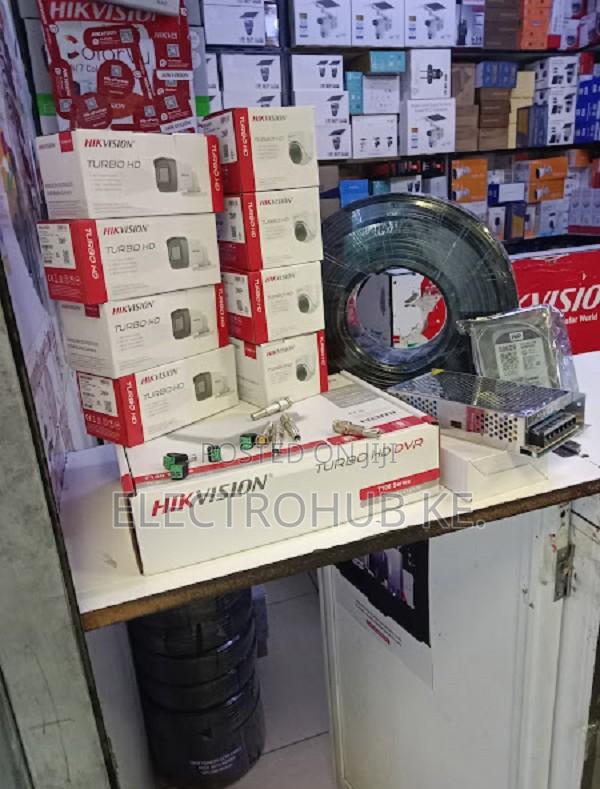 Full Kit 8 Channel Hikvision 8pc Ir 2mp Dome/Bullets Cameras New - main view