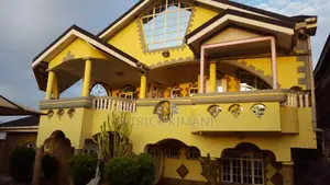 4bdrm Maisonette in Ngoingwa Estate for rent