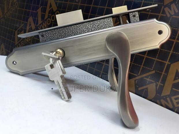 Wista Rust Free Mortise Door Lock Set.